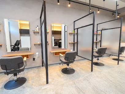 hair studio garou 大通店