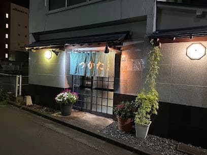 つかた